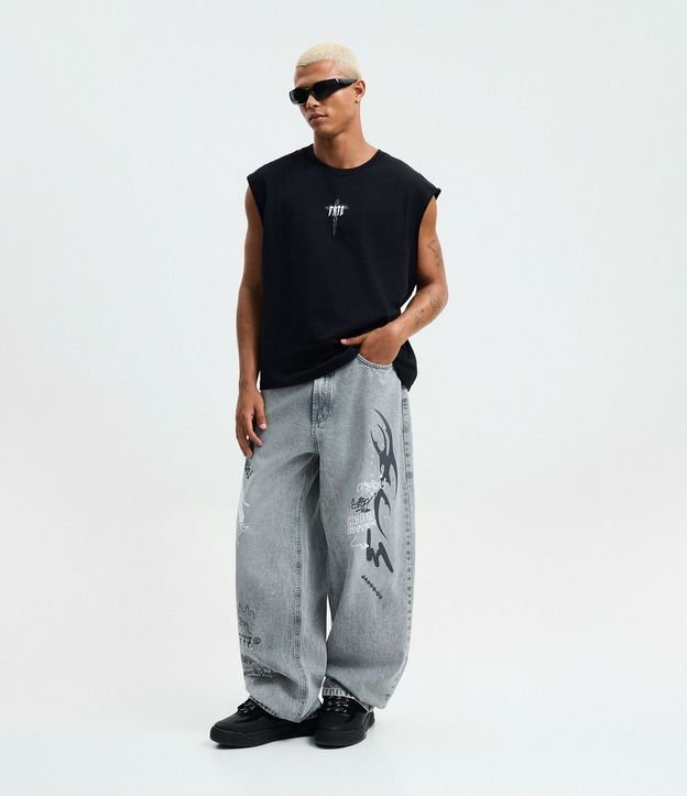 Pantalón Super Baggy en Jeans con Estampa Grafite