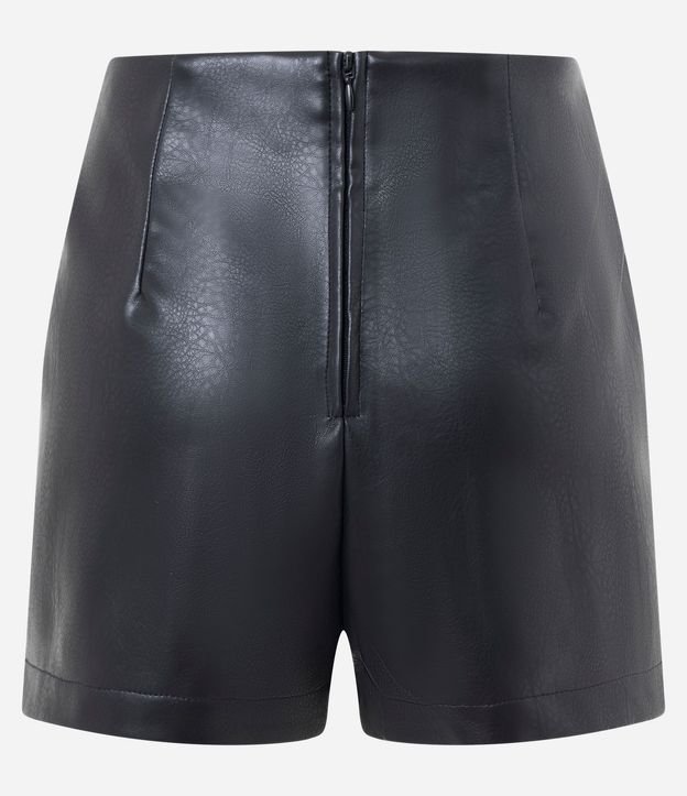 Short Pollera en PU con Traspase Delantero 6