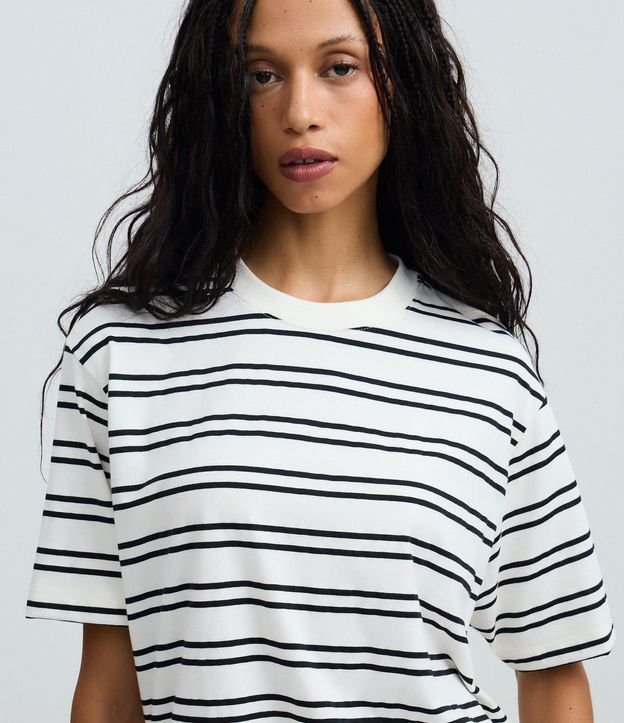 Remera Oversized en Algodón con Estampa Rayada 4