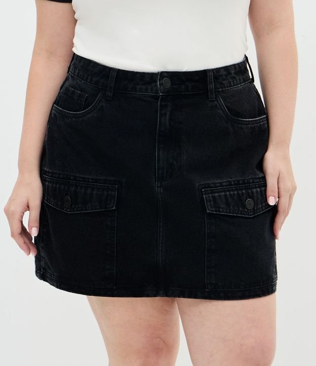 Pollera Corta en Jeans con Bolsillos Cargo Delanteros Curve & Plus Size 2