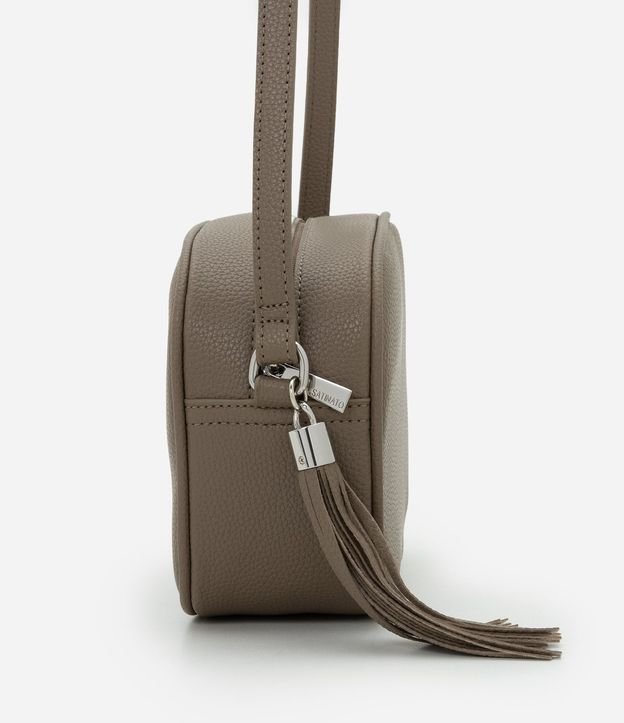 Cartera Pequeña Transversal con Detalle de Borla 2