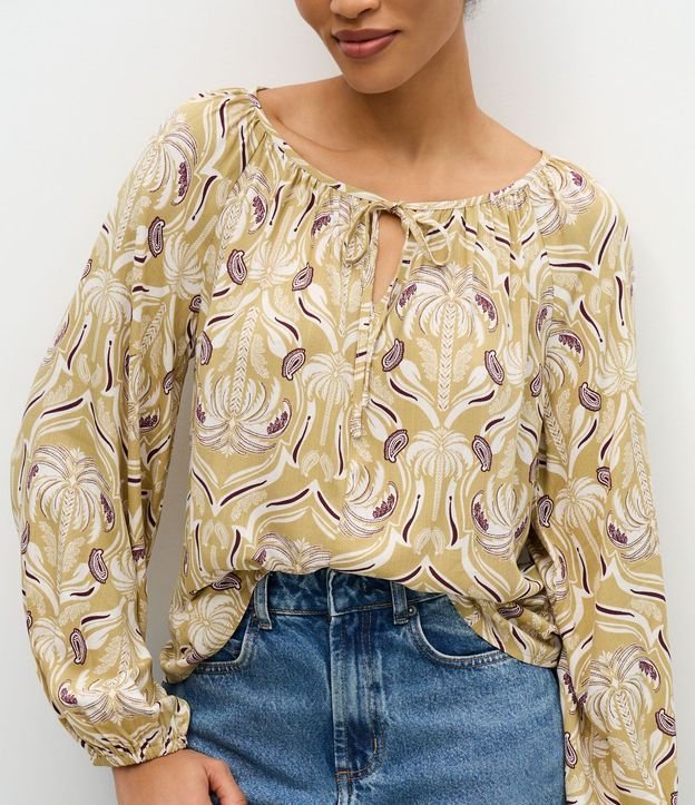 Blusa Feminina Manga Longa Ícones em Repetição com Amarração 4