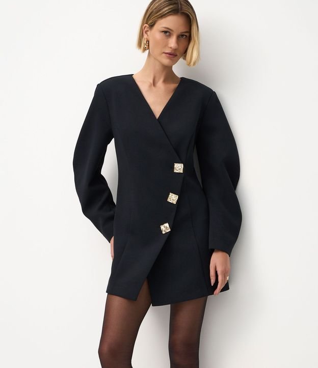 Vestido Corto en Crepé con Manga Amplia y Botones Cuadrados 2