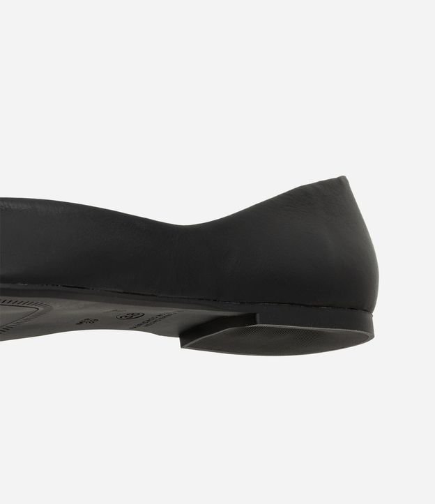 Zapatilla en Cuero con Punta Fina 4