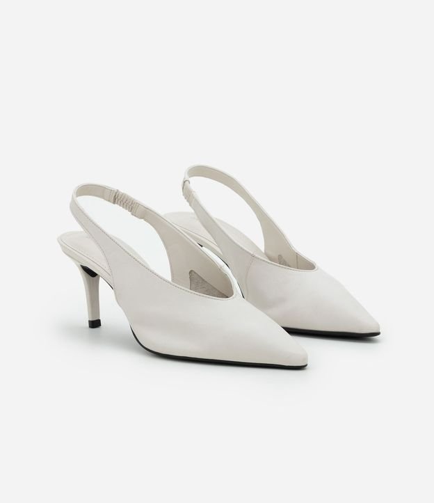 Zapato Tacones Slingback en Cuero con Escote V 2