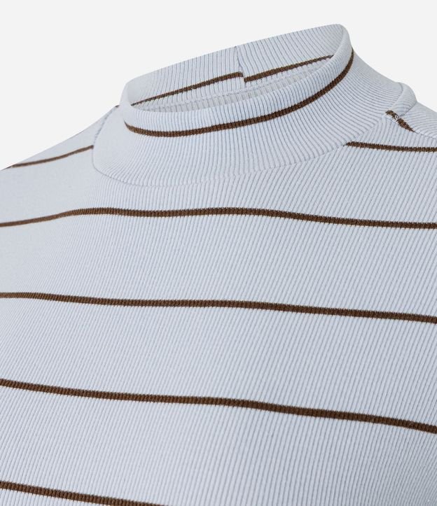 Blusa en Rib con Cuello Mediano y Estampa Rayada 7