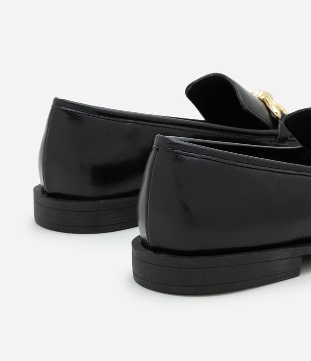 Zapato Mocasine en PU con Detalle Metálico 4