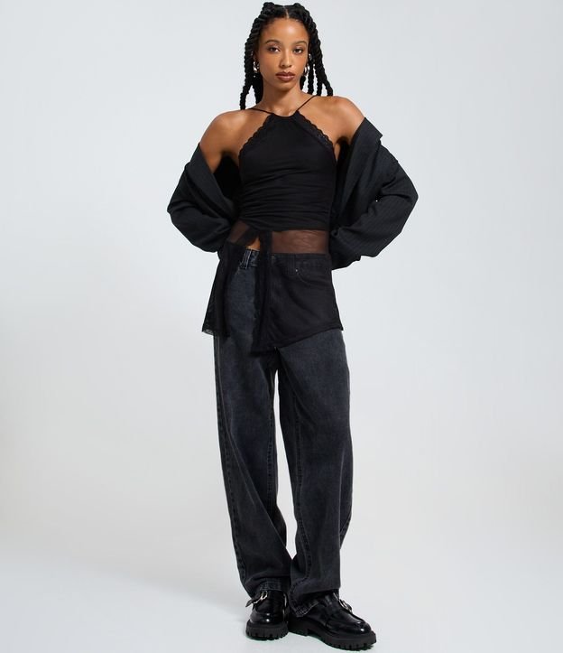 Blusa Halter en Tule con Encaje Aplicada 3