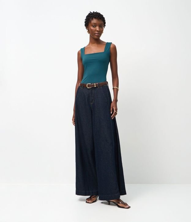 Blusa en Poliamida con Escote Cuadrado 4