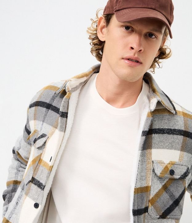 Campera en Franela de Cuadros con Sherpa 3