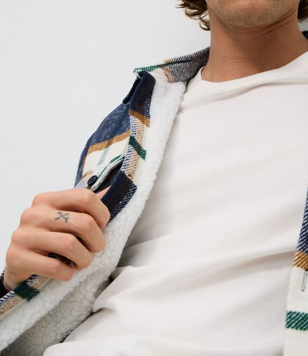 Campera en Franela de Cuadros con Forro Sherpa 3