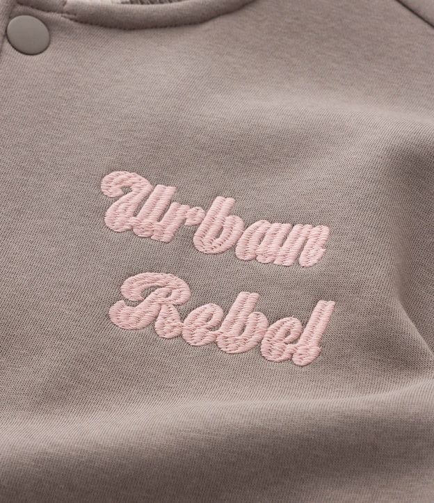 Campera Bomber Infantil con Bordados Lettering – Talle 5 a 14 años 7