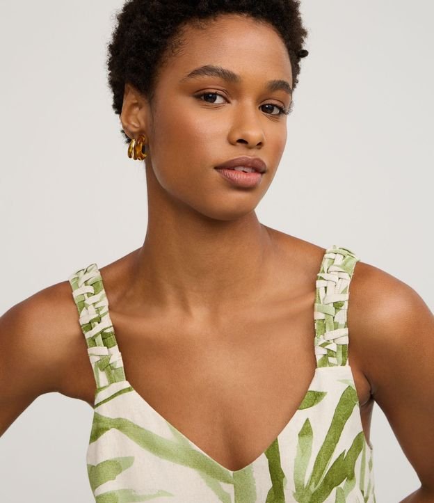 Musculosa en Viscolino con Estampado Follaje y Cuello V 3