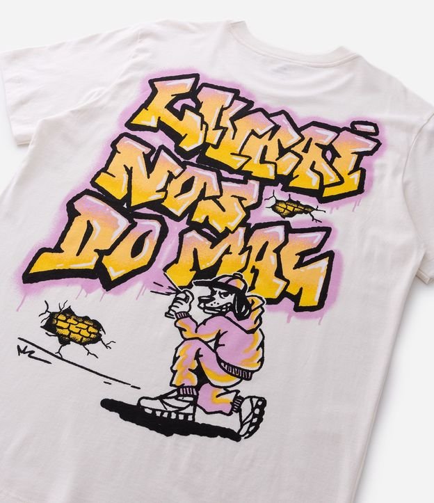 Remera Comfort en Algodón con Estampado Dog Spray 9