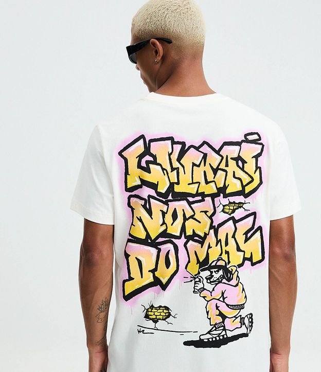 Remera Comfort en Algodón con Estampado Dog Spray
