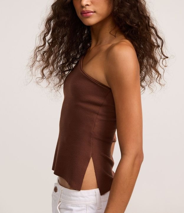 Blusa en Hombro Único con Textura 4