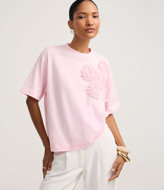 Blusa en Algodón con Flores de Tejido en el Hombro