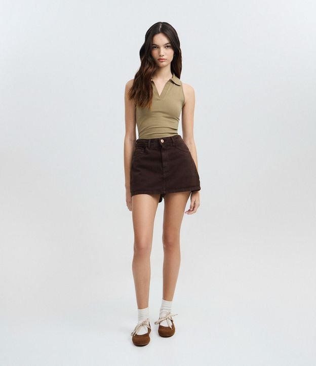 Blusa Polo en Escote V sin Mangas 2