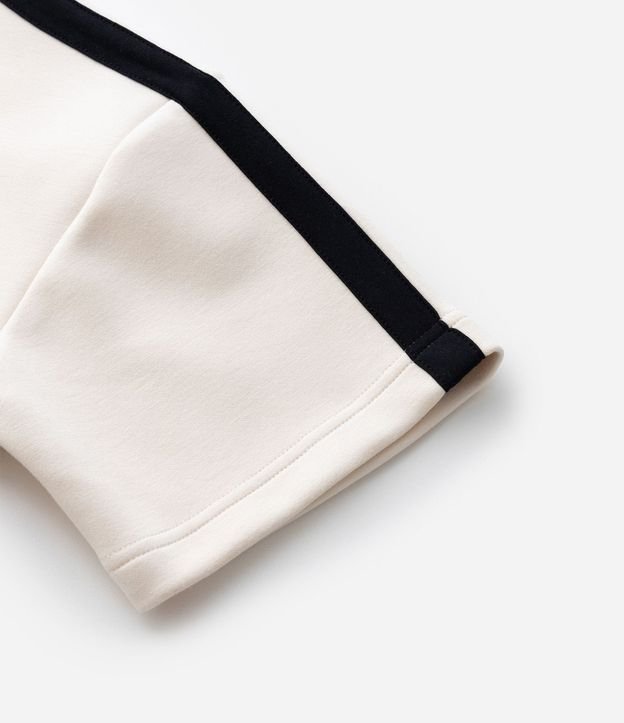 Remera Infantil con Bordado Localizado – Talle 5 a 14 años 5