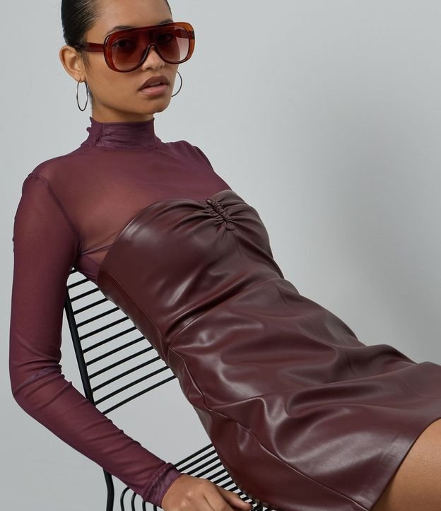Vestido Corto en PU con Escote Fruncido en el Busto 3