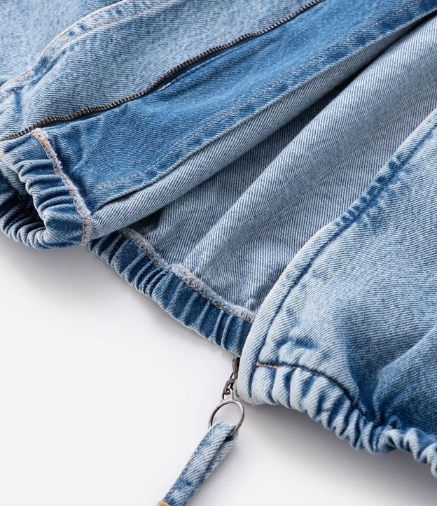 Campera Bomber en Jeans con Cremallera y Capucha 7