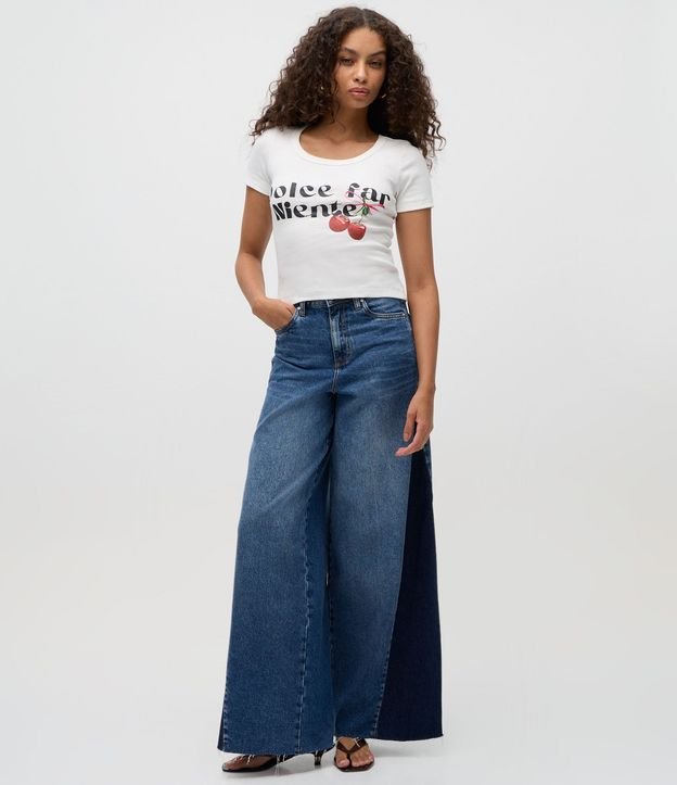 Blusa Baby Tee en Rib con Lettering Delantero 2