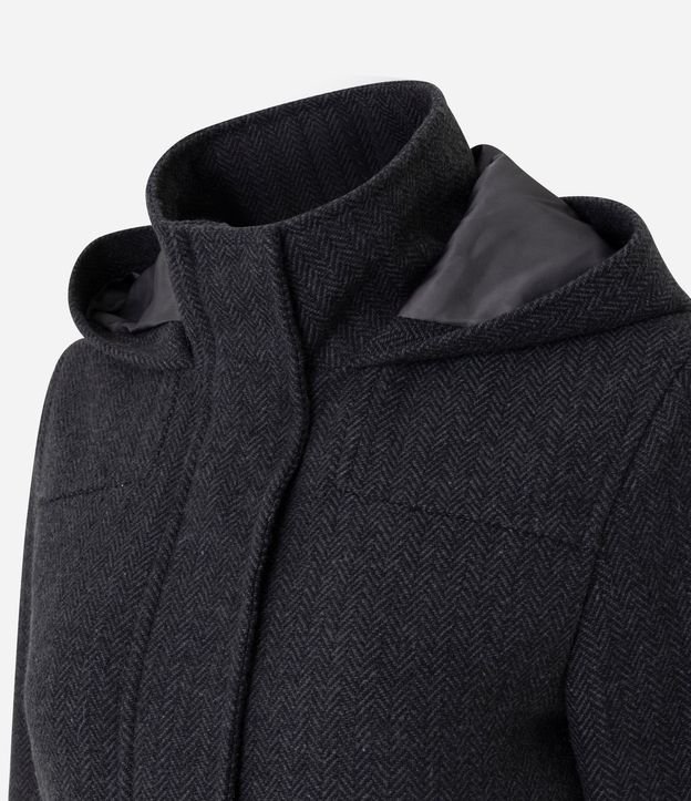 Saco en Polivelour con Capucha y Texturización 2