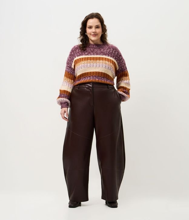 Pantalón PU Barrel con Recortes y Bolsillo Cuchillo Curve & Plus Size