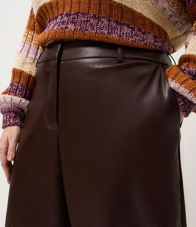 Pantalón PU Barrel con Recortes y Bolsillo Cuchillo Curve & Plus Size 3