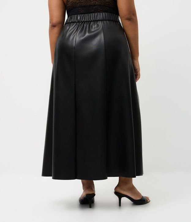 Falda Midi en PU Lisa Modelo Evasê Curve & Plus Size 4