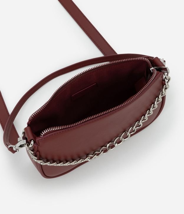 Cartera Baguette Transversal en PU con Correa de Cadena 5