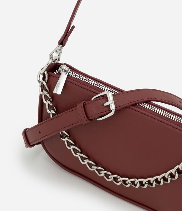 Cartera Baguette Transversal en PU con Correa de Cadena 6