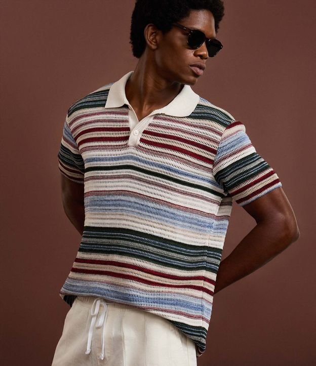 Remera Polo Texturizada con Estampado Rayada 5