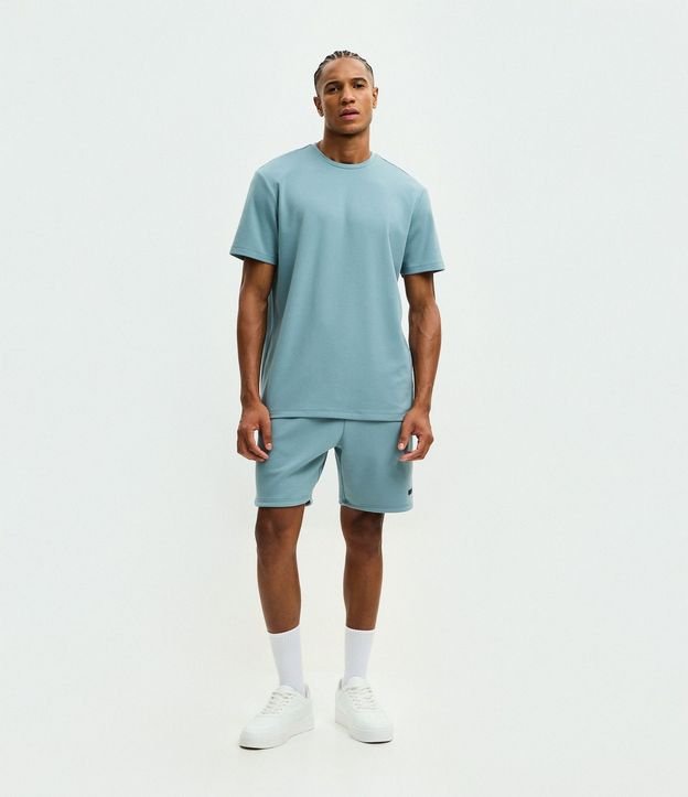 Remera Comfort Deportiva en Tech Fleece con Tecnologia Dry 2