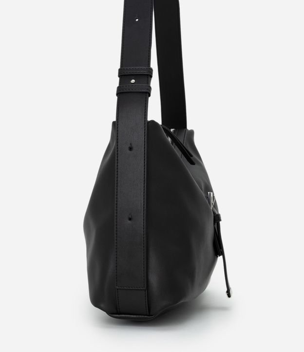Bolsa Hobo en PU con Detalle en Hebilla 2