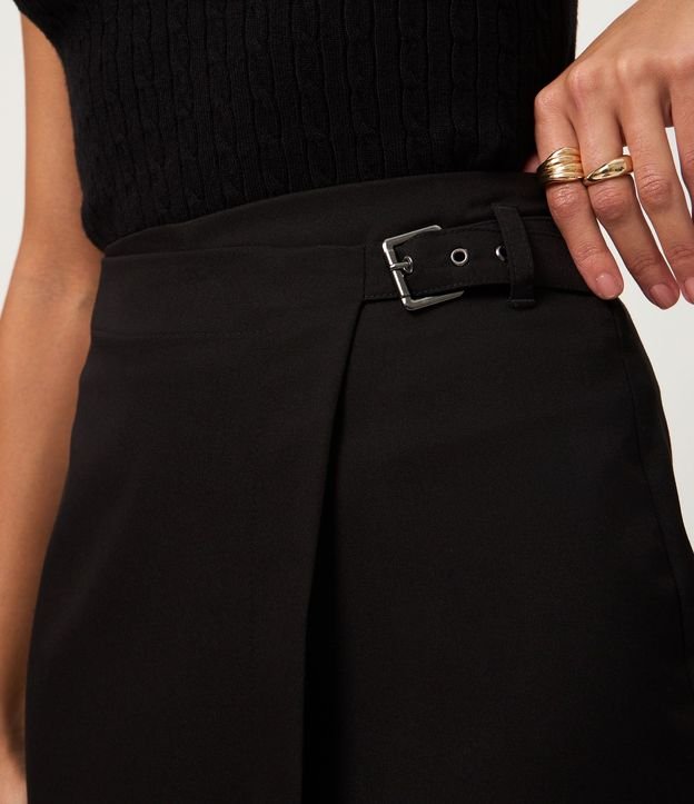 Short Pollera Sastre en Viscosa con Traspase de Hebilla 4