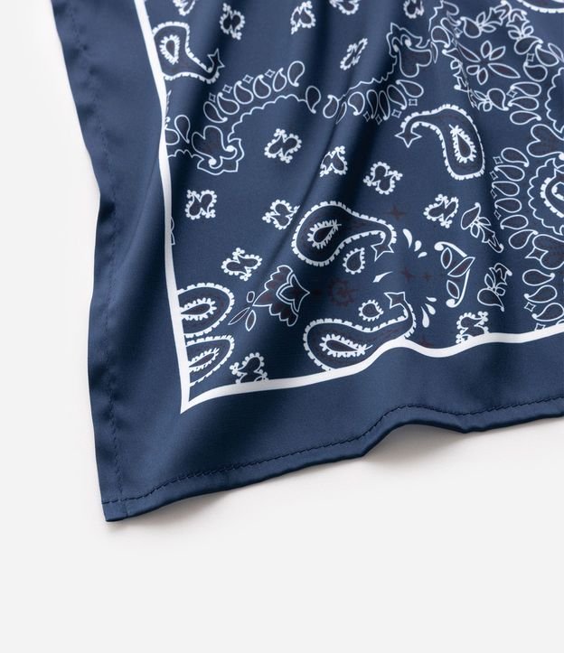 Pañuelo Satinado con Estampa de Paisley 3