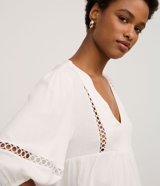 Blusa Texturizada en Viscosa con Entremedios 3