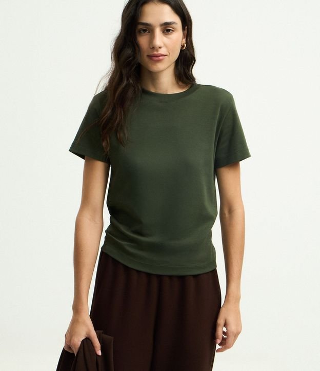 Blusa Básica en Algodón Interlock con Cuello Redondo