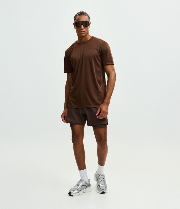 Remera Deportiva con Tecnología Dry e Detalles Reflectantes 2