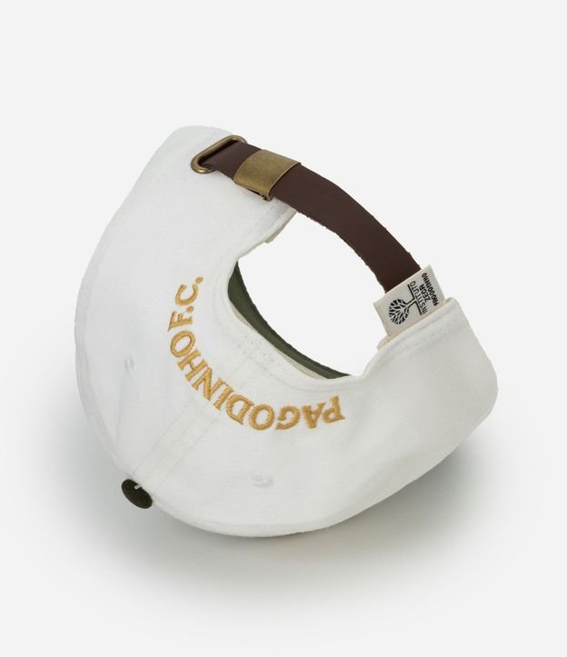 Gorra Aba Curva con Lettering Zeca Pagode 6