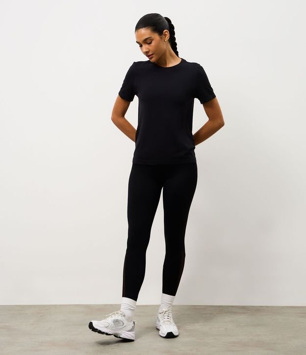 Remera Seamless en Deportiva en Poliamida 2
