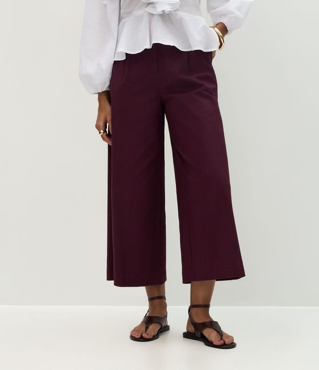 Pantalón Pantacourt en Sastrería con Cinturón 3