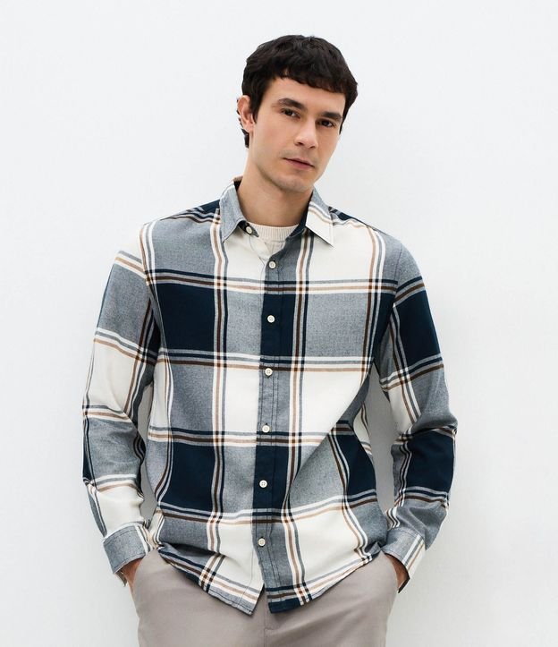 Camisa Manga Larga en Franela con Estampa de Cuadros