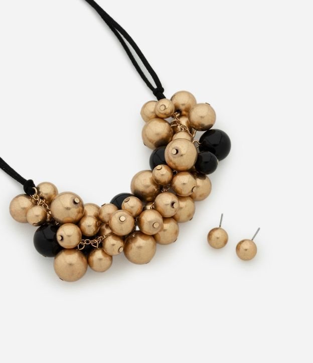 Conjunto de Collar con Esferas en Metal y Caravanas Minimalistas 3