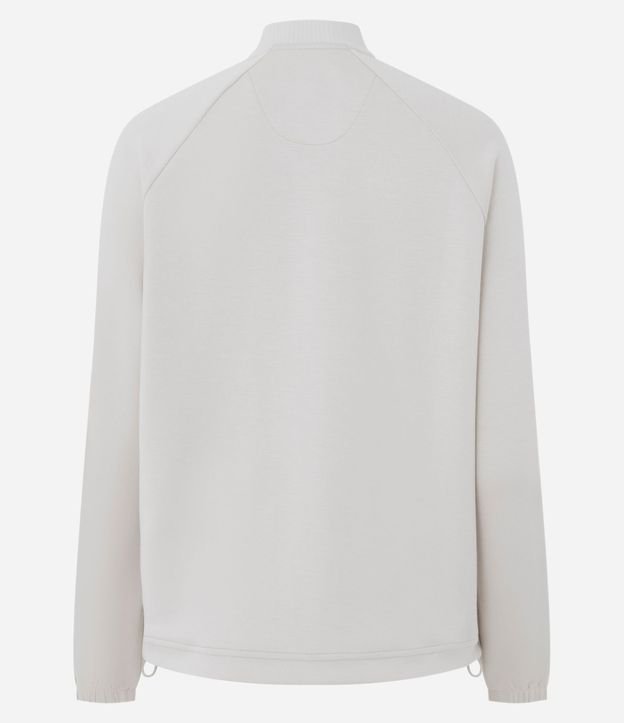 Campera Deportiva en Modal con Ruedo Ajustable 6