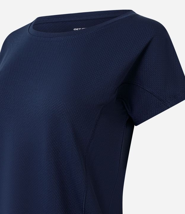 Remera Deportiva en Microfibra Texturizada 9