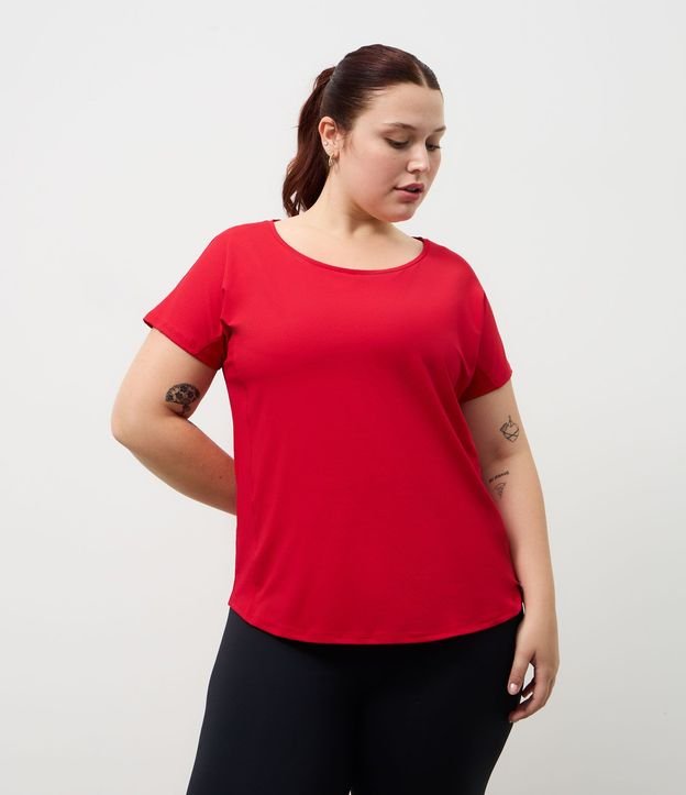 Remera Deportiva en Microfibra Texturizada 4