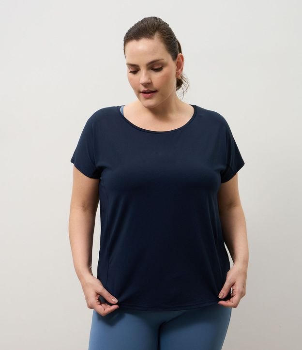 Remera Deportiva en Microfibra Texturizada 4