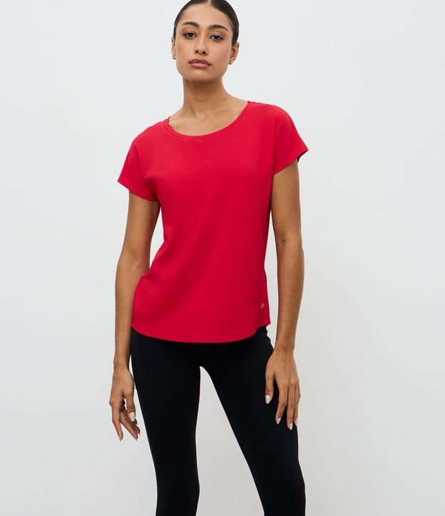 Remera Deportiva en Microfibra Texturizada